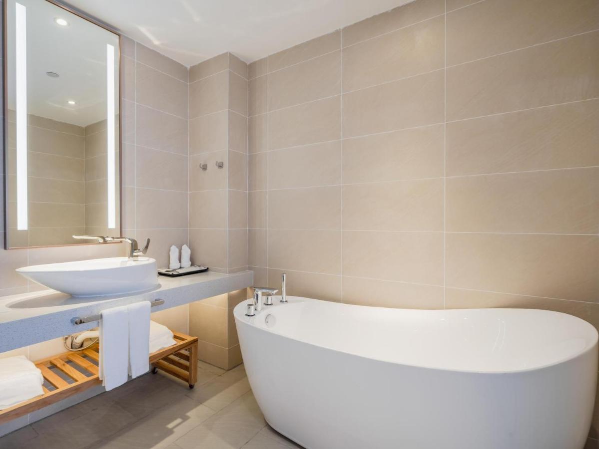 Lavande Hotel Luzhou Wanda Plaza Southwest Commercial City Экстерьер фото
